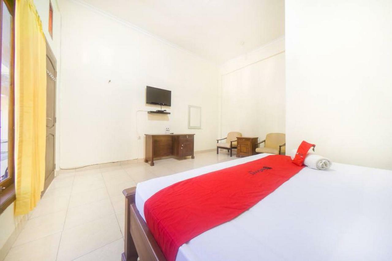 RedDoorz near Nusa Cendana University Kupang  Zewnętrze zdjęcie